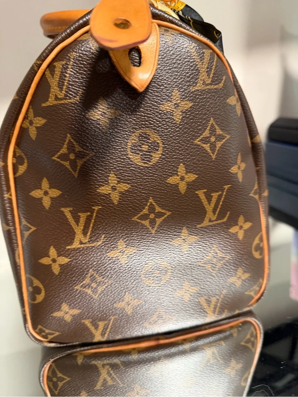 Louis Vuitton Speedy 30 with COA and LV Dusty